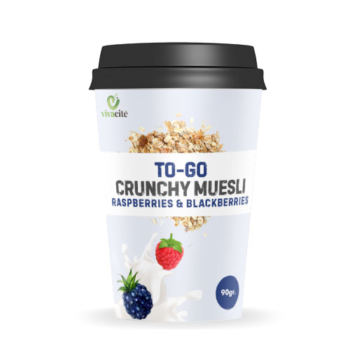 To-Go Crunchy Muesli with Raspberries and Blackberries